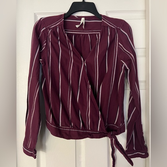 Maroon long-sleeved wrap blouse, with tie bottom at hip - Picture 1 of 5